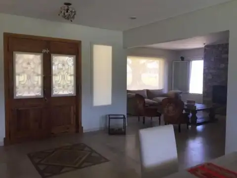 Casa en Venta 5 ambientes en Barrio cerrado Monet