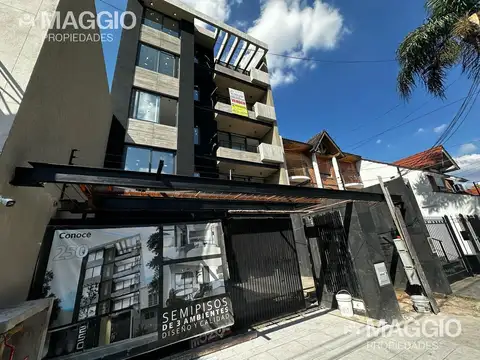 VENTA DEPARTAMENTO 3 AMBIENTES RAMOS MEJIA CON COCHERA