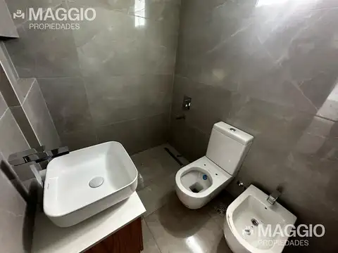 Departamento 3 ambientes con 2 baños