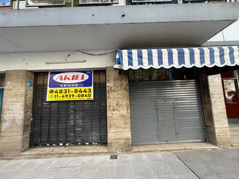 Excelente local en venta en esquina de Araoz y Mansilla