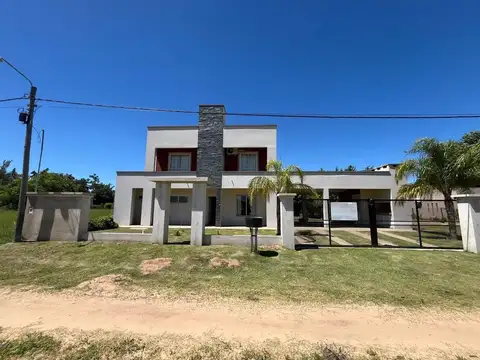 VENTA CASA EN CAYASTA