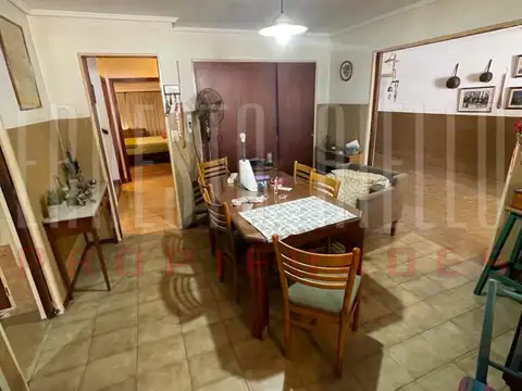 Casa en Venta en Quilmes Oeste, USD 190.000