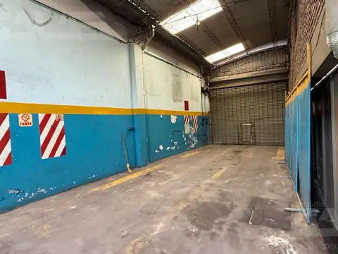 Depósito en San Antonio De Padua - 2 Baños - 2 Oficinas -