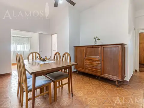 Monseñor Marcón al 600