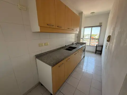 Departamento en Alquiler en Zarate, $ 800.000