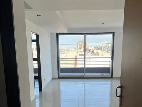 Av. Juan B. Alberdi  al 1500