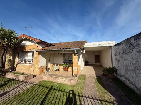 Casa en venta 3 amb Los Polvorines