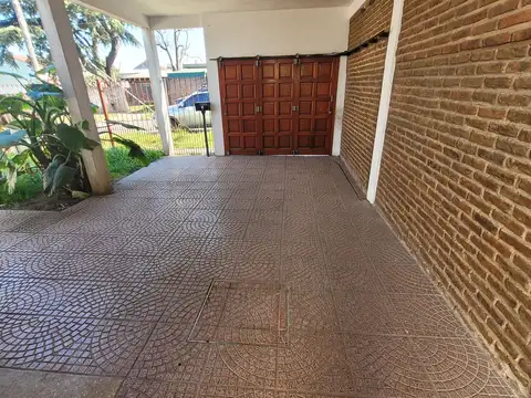 Casa en Venta en Berazategui, USD 105.000