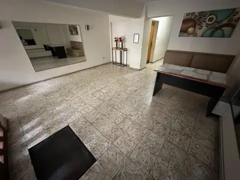 Independencia 500, Piso 1