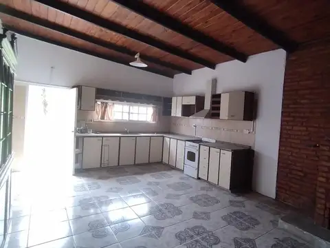 Casa en Alquiler en Funes, $ 980.000