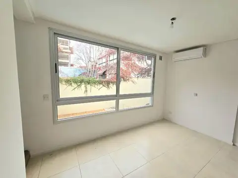 Departamento en Venta en Chacarita, USD 280.000