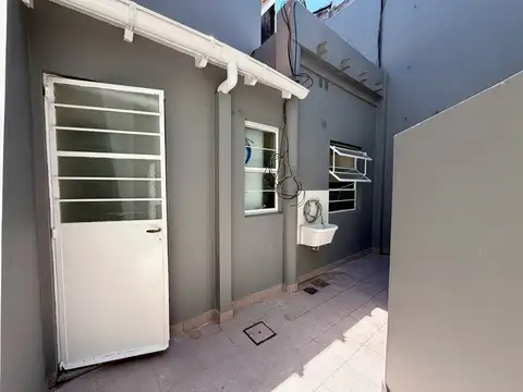 Depto Tipo Casa en Venta en Caballito, USD 110.000