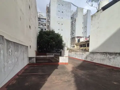 Luis Viale 100