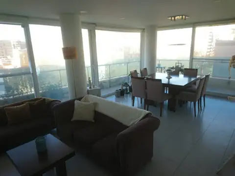 Departamento de categoria en venta 3 ambientes con cochera