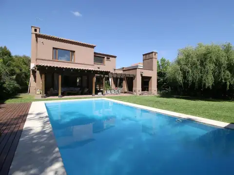 Avenida Centenario 900