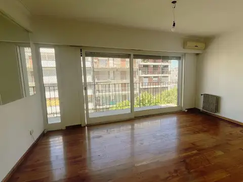 DEPARTAMENTO DE 3 AMBIENTES CON BALCÓN CORRIDO 91M2