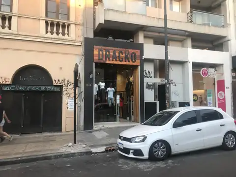 Local en venta en La Plata