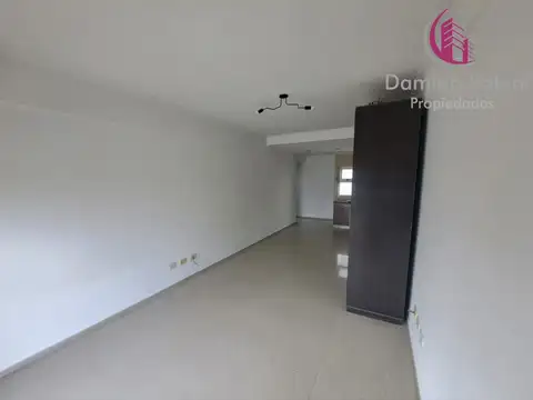 Joaquín V. González 2100, Piso 3