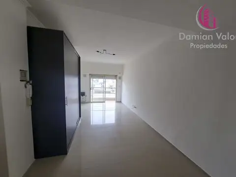 Departamento en Alquiler en Villa del Parque, $ 490.000