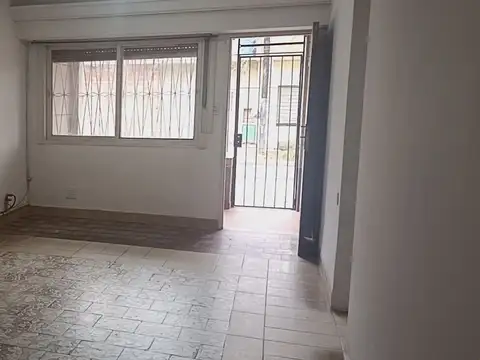 Esteban Echeverría 7300