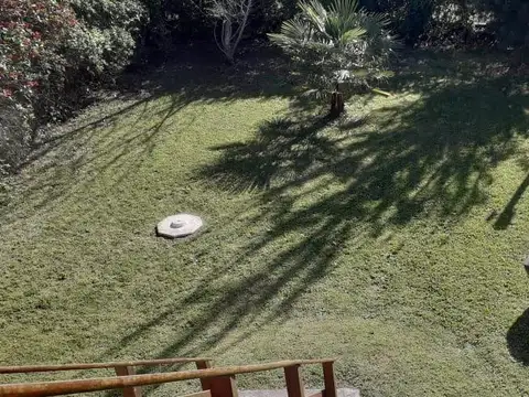 Casa en alquiler temporario - 2 Dormitorios 2 Baños - Miramar