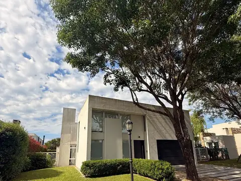 Casa en Venta en Costa Juncal, USD 400.000