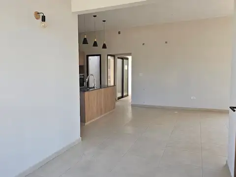 Casa en Venta al Este