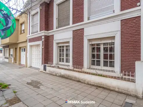 ZAPIOLA 200 CASA EN VENTA 