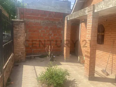 28 entre 529 y 530 100, Piso 0