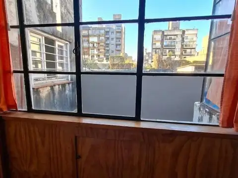 Depto Tipo Casa en Venta 40 años