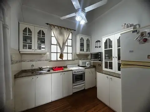 Depto Tipo Casa en Venta de 4 ambientes