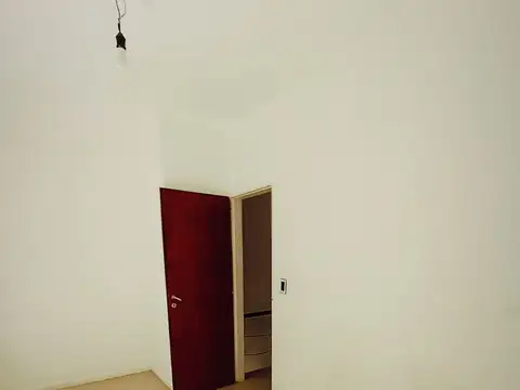 Depto Tipo Casa en Alquiler de 4 ambientes