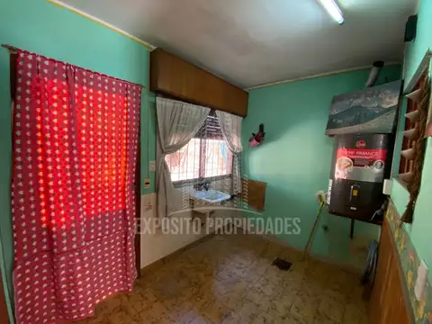 Casa 3 ambientes con 1 baño