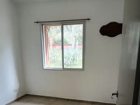 Casa en Alquiler con 1 cochera