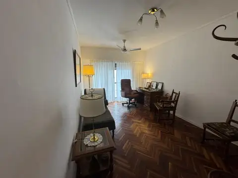 Departamento en Olivos-Vias/Maipu
