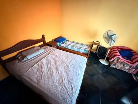 Casa 4 ambientes con 1 baño