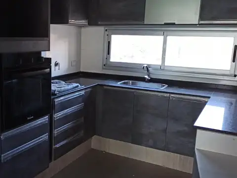 HOUSING CHACRITAS - 3 Dorm 3 Baños. Losa Radiante!