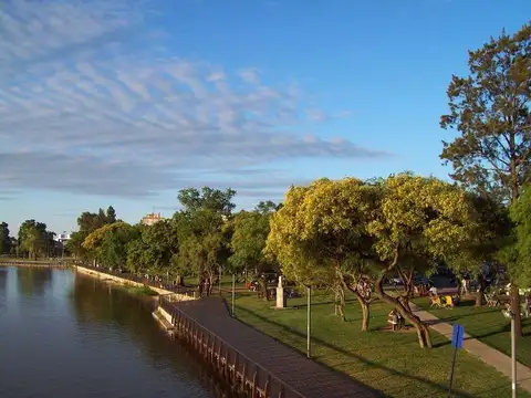 Departamento en VENTA dos ambientes con balcón terraza  piso 2