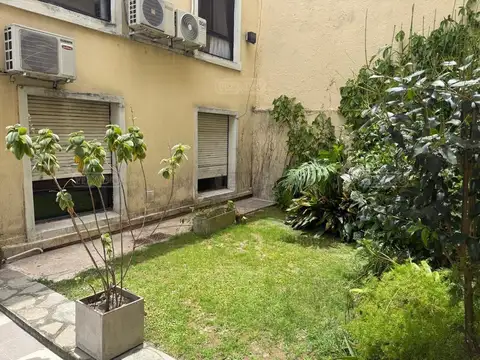 Oficina en Alquiler 50 años