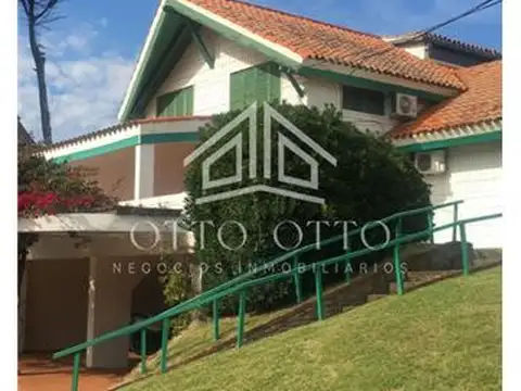 Casa en Alquiler de 6 dormitorios