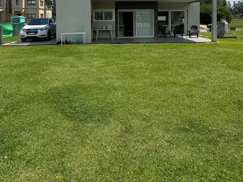 Casa en Alquiler de 3 dormitorios