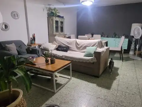 Depto Tipo Casa en Venta con 1 cocheras