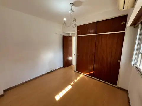 Depto Tipo Casa en Alquiler en Chilavert, $ 1.100.000