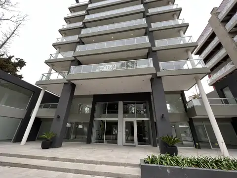 Avenida Arquitecto Jorge Bunge 1600, Piso 2