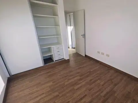 Departamento en Alquiler en Florencio Varela, $ 1.400.000