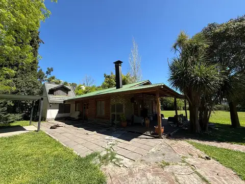 VENTA CASA 3 DORMI CON AMPLIO PARQUE EN CALLE 475 y 139 JOAQUIN GORINA