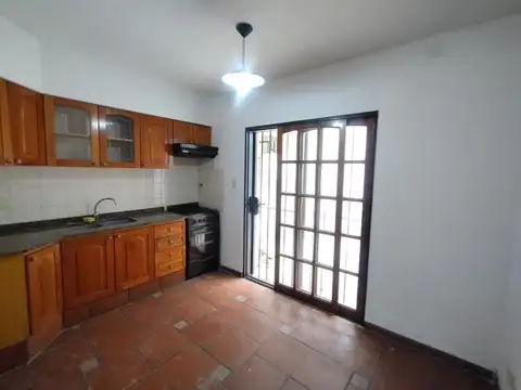 Depto Tipo Casa en Alquiler de Monoambiente