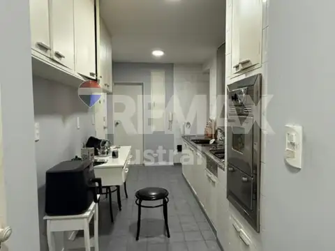 Departamento 6 ambientes con 2 baños