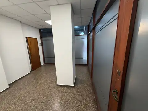 Oficina en Venta 62 años