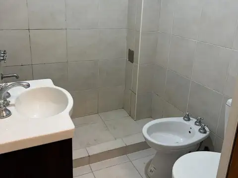 Departamento En Alquiler En Remedios De Escalada